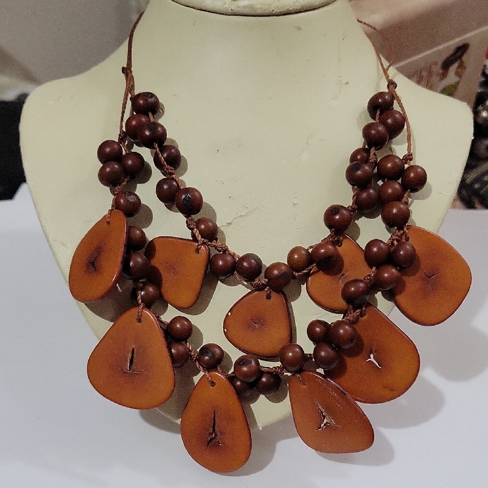 Brown Wooden Necklace with Teardrop Accents